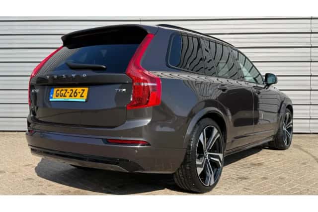 Volvo XC90 (2024) thumbnail 3