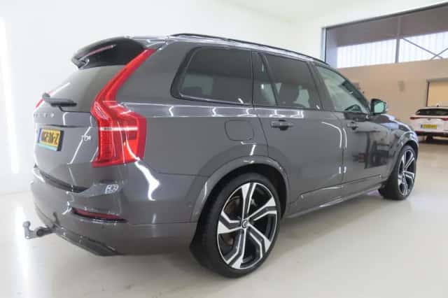 Volvo XC90 (2024) thumbnail 6