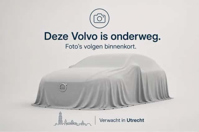 Volvo C40 (2023) thumbnail 2