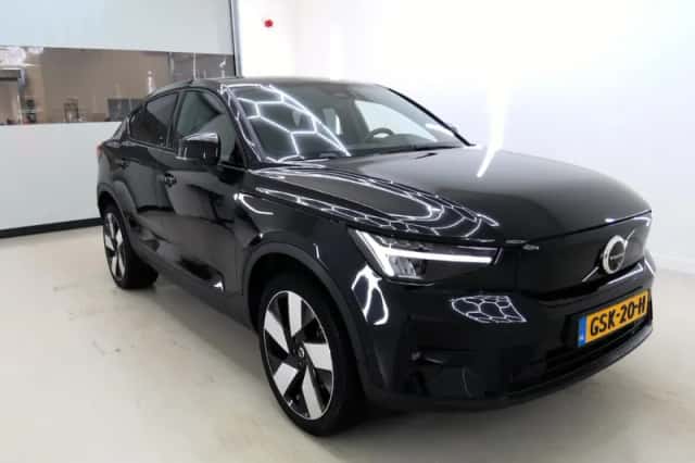 Volvo C40 (2024) thumbnail 2