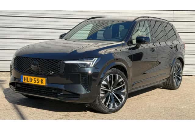 Volvo XC90 (2025) thumbnail 1