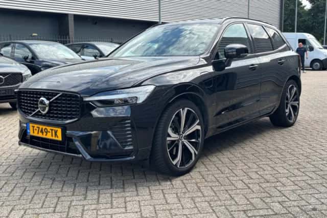Volvo XC60 (2023) thumbnail 1