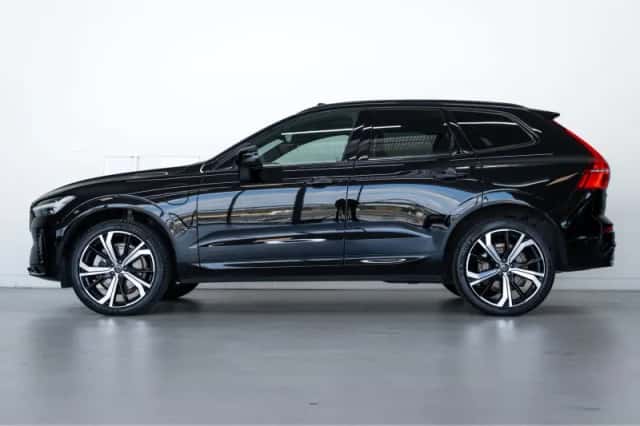 Volvo XC60 (2023) thumbnail 2