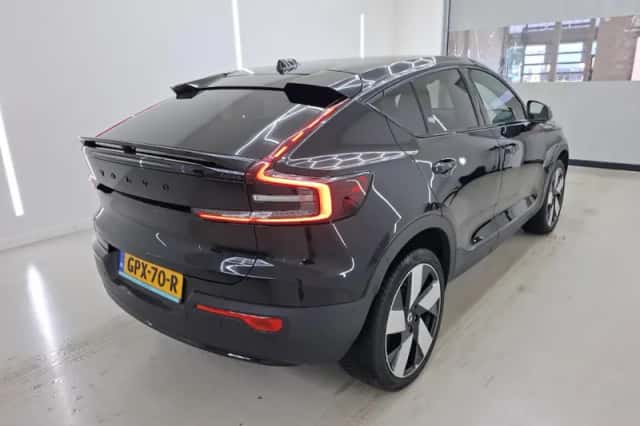 Volvo C40 (2024) thumbnail 2