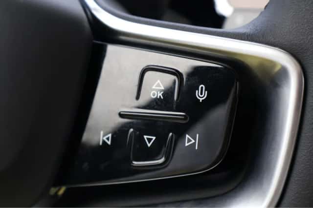 Volvo EX90 (2025) thumbnail 30