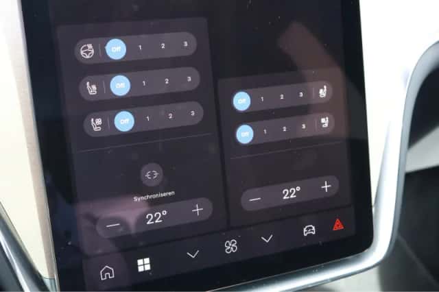 Volvo EX90 (2025) thumbnail 35