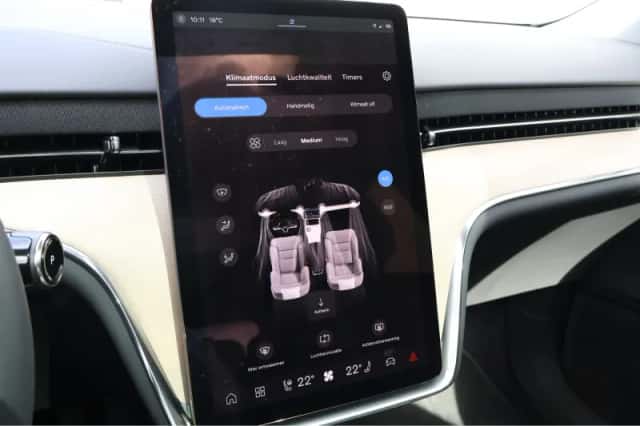 Volvo EX90 (2025) thumbnail 36