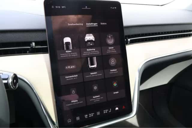 Volvo EX90 (2025) thumbnail 40