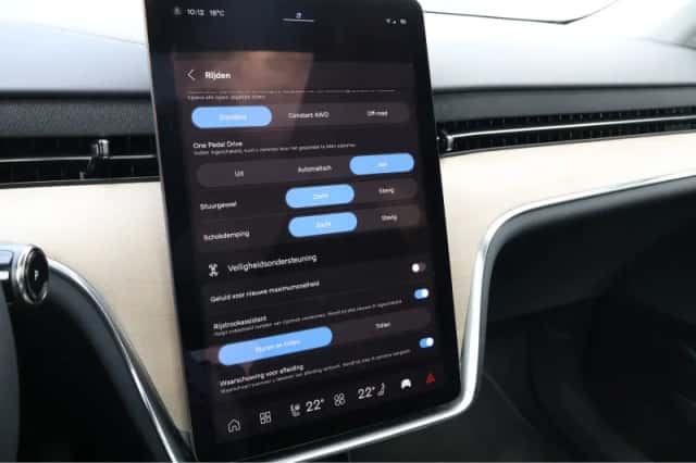 Volvo EX90 (2025) thumbnail 43