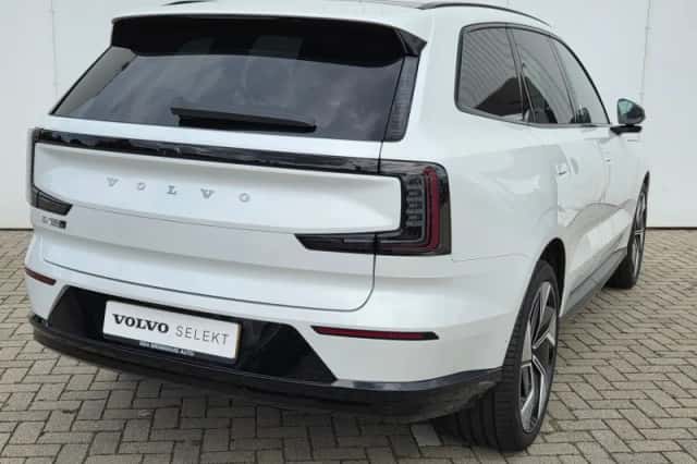 Volvo EX90 (2025) thumbnail 60
