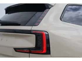 Volvo EX90 (2025) thumbnail 11