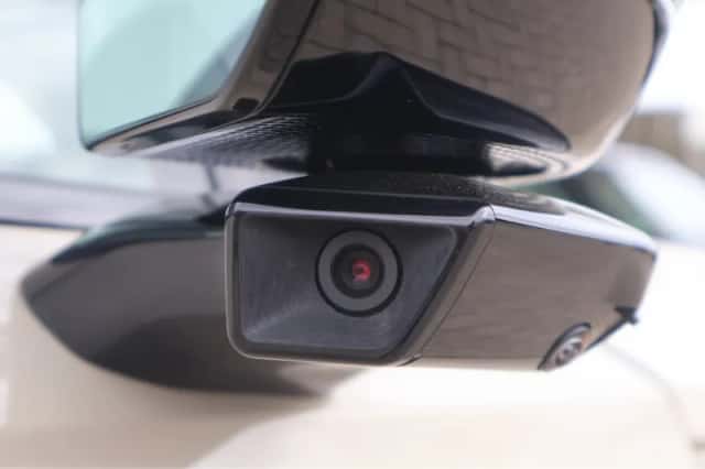 Volvo EX90 (2025) thumbnail 14
