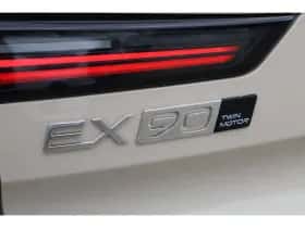 Volvo EX90 (2025) thumbnail 15