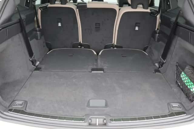 Volvo EX90 (2025) thumbnail 17