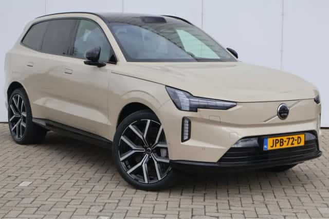 Volvo EX90 (2025) thumbnail 3