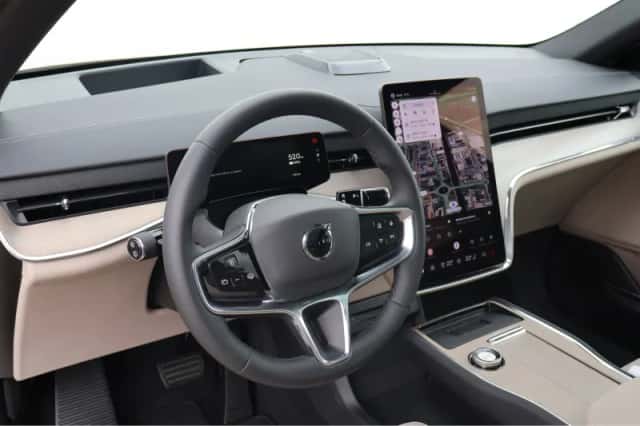 Volvo EX90 (2025) thumbnail 23