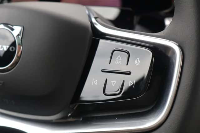 Volvo EX90 (2025) thumbnail 33
