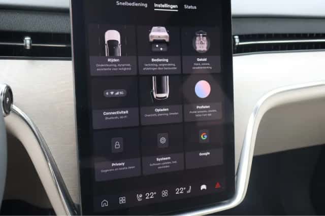 Volvo EX90 (2025) thumbnail 49