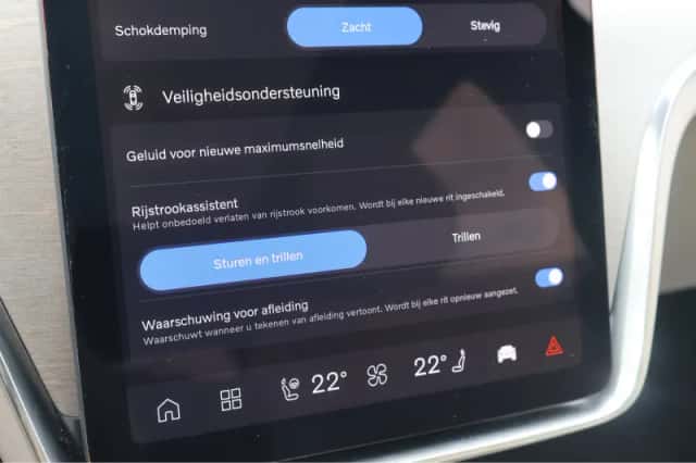 Volvo EX90 (2025) thumbnail 52