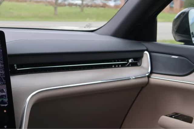 Volvo EX90 (2025) thumbnail 59