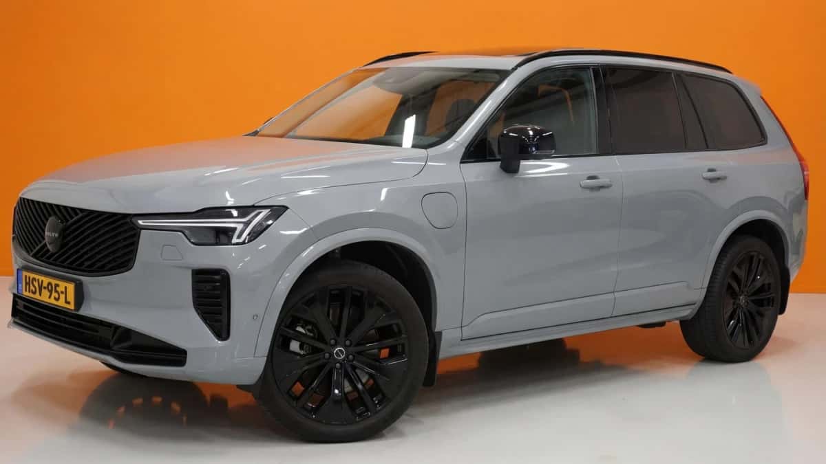 Volvo XC90 (2025) — foto 1