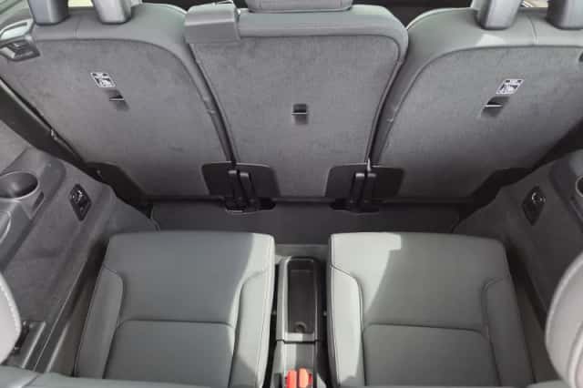 Volvo XC90 (2025) thumbnail 11