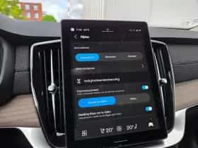 Volvo XC90 (2025) thumbnail 30