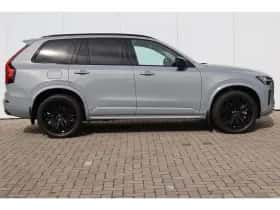 Volvo XC90 (2025) thumbnail 4
