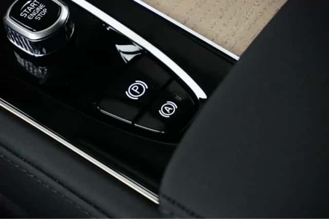Volvo XC90 (2025) thumbnail 36