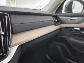 Volvo XC90 (2025) thumbnail 38