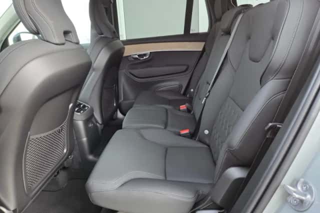 Volvo XC90 (2025) thumbnail 39