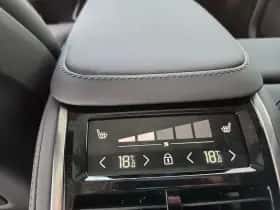 Volvo XC90 (2025) thumbnail 45