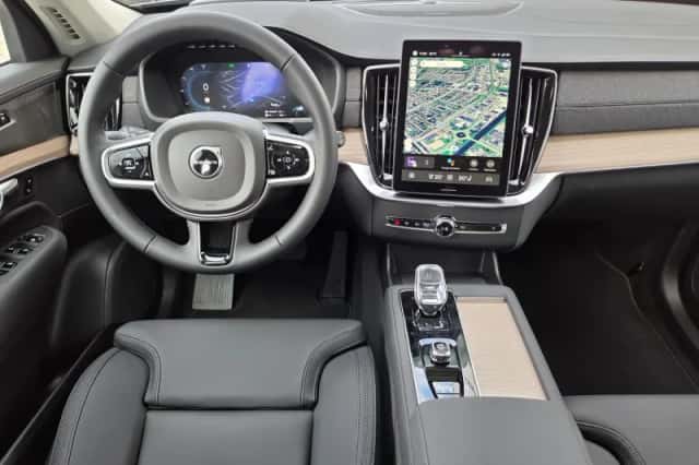 Volvo XC90 (2025) thumbnail 46