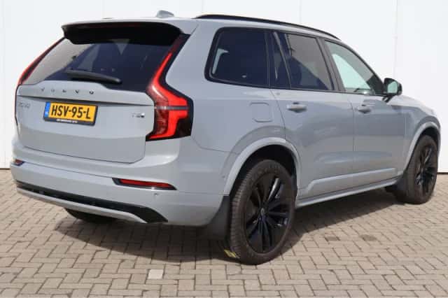 Volvo XC90 (2025) thumbnail 51