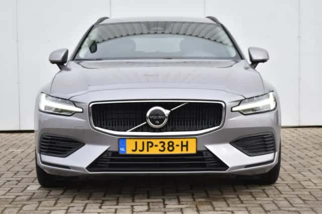 Volvo V60 (2025) thumbnail 2