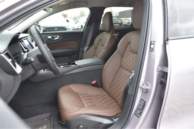 Volvo V60 (2025) thumbnail 14