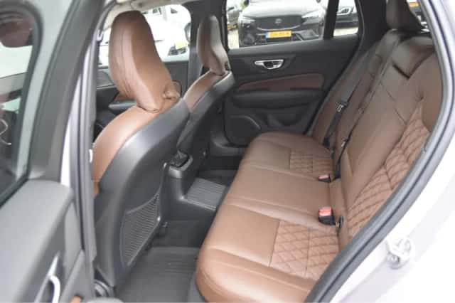 Volvo V60 (2025) thumbnail 38