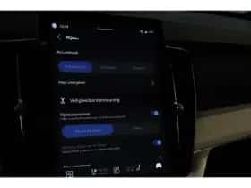 Volvo XC90 (2025) thumbnail 23