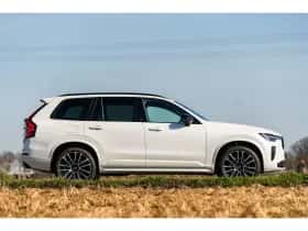 Volvo XC90 (2025) thumbnail 5