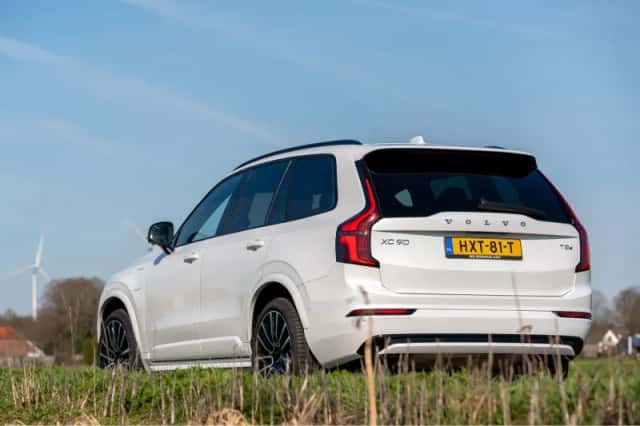 Volvo XC90 (2025) thumbnail 6