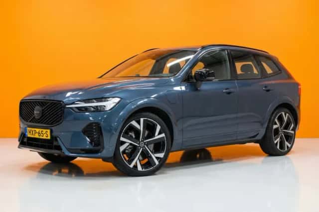 Volvo XC60 (2025) thumbnail 1
