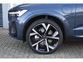 Volvo XC60 (2025) thumbnail 12
