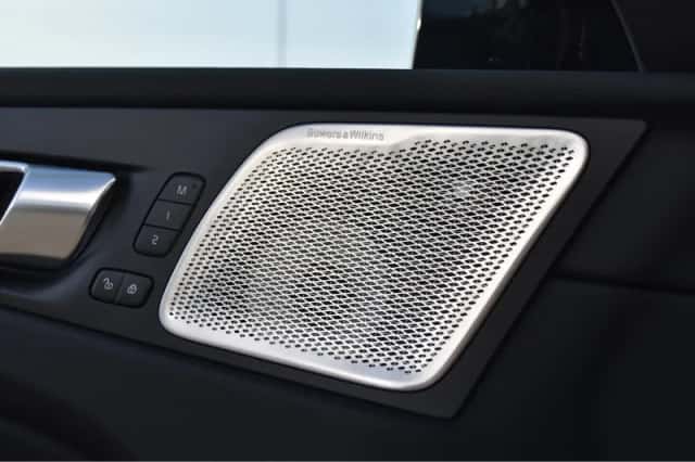 Volvo XC60 (2025) thumbnail 16