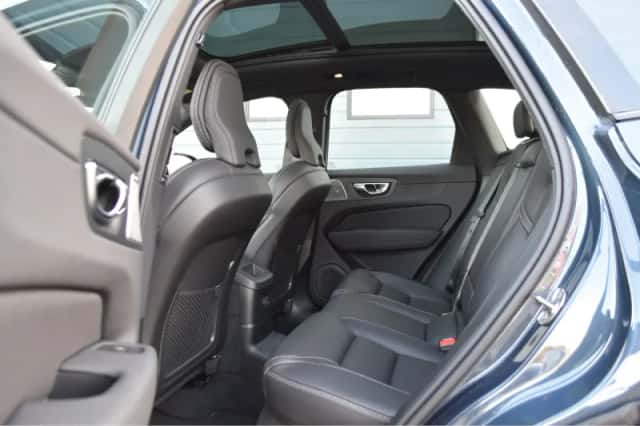 Volvo XC60 (2025) thumbnail 31