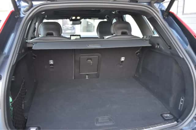Volvo XC60 (2025) thumbnail 35