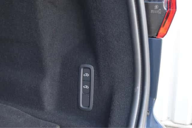 Volvo XC60 (2025) thumbnail 36
