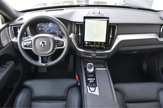 Volvo XC60 (2025) thumbnail 39