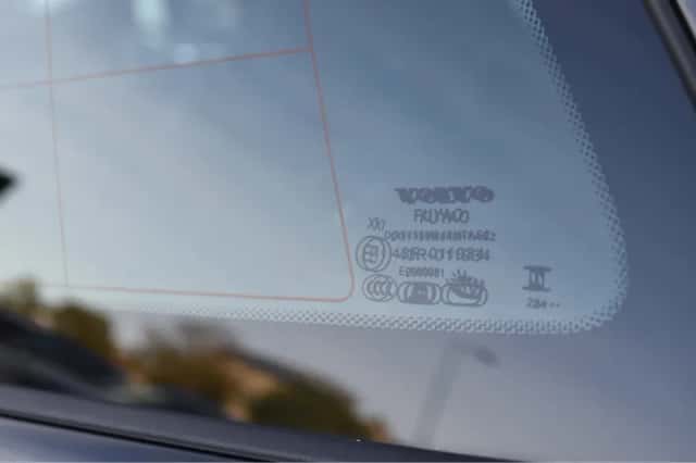 Volvo XC60 (2025) thumbnail 40