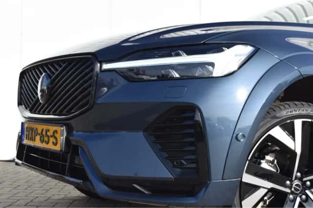 Volvo XC60 (2025) thumbnail 5
