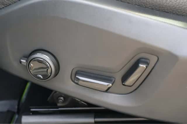 Volvo XC60 (2025) thumbnail 15